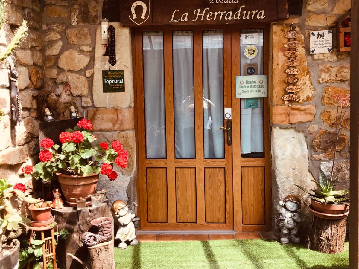Posada La Herradura Liermo Buitenkant foto